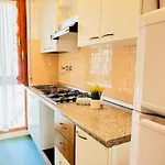 Апартаменты Flat A Few Steps From The Sea